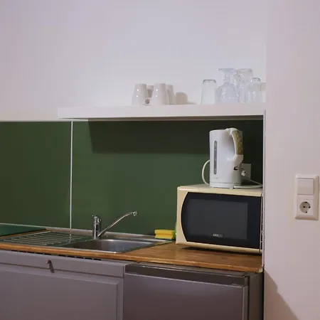 Mitte24 Guest house 2*